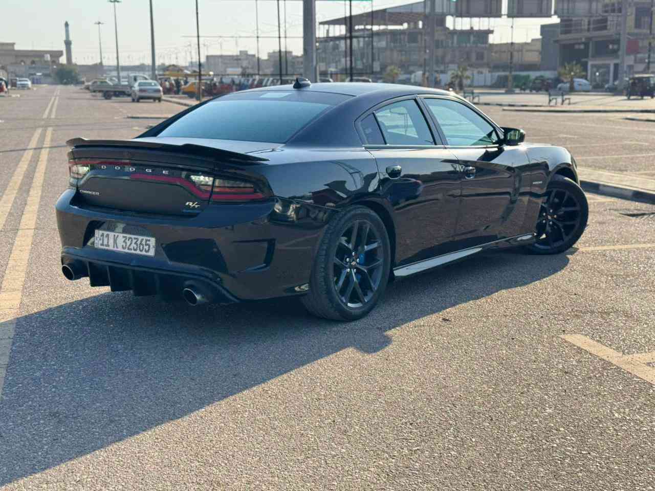 السلام عليكم
. جارجر 2021 RT
سوبر تراك باك
. لون اسود 
. رقم بغداد تحويل 
. هزه جديده
. سنوية جديده
. دعامه خلفيه اماميه ودوسات SRT
بصمه + تشغيل عن بعد
شاشه كبيره
ويل 20
ماشيه 50
كامرا خلفيه
كشن حضن
كشاف امامي بلاد
كشنات كهرباء
مكينه كير حداديه كفاله
السياره مصروف عليه هواي 
السياره برمجه ضرغام 
دبات سود 
شوته موبار 
برمجه رون
فصلات
برمجه سيفتي ومراوح 
ولف حماوه ريسنك
بلكات ريسنك 
السياره كلش جديده وقويه 
السياره بانزين كله محسن 
دهن كله اصلي ادير يورل 
ادامه منضومه احتراق 
تخم تاير جديد تو سايز 
السعر 215 وبيه مجال 
السياره بالحقيقه كلش حلوه وجديده 

‭0773 007 7724‬
