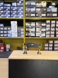 تكسي • دسكات • فلنجات