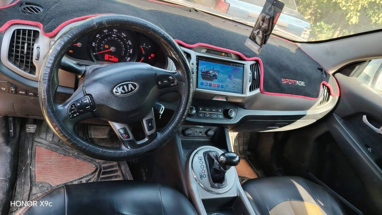 كيا اسبورتج أمريكي موديل 14نص مواصفات جاهزة ضرر جاملق وبنيد من امريكا وجاملق اكلير بدون دواخل حدادية مكينة وكير تبريد جاهزة بغداد انكليزي مطلوب مراوس بكوريس مكان ابو غريب *********** مراوس فقط سعر 140
