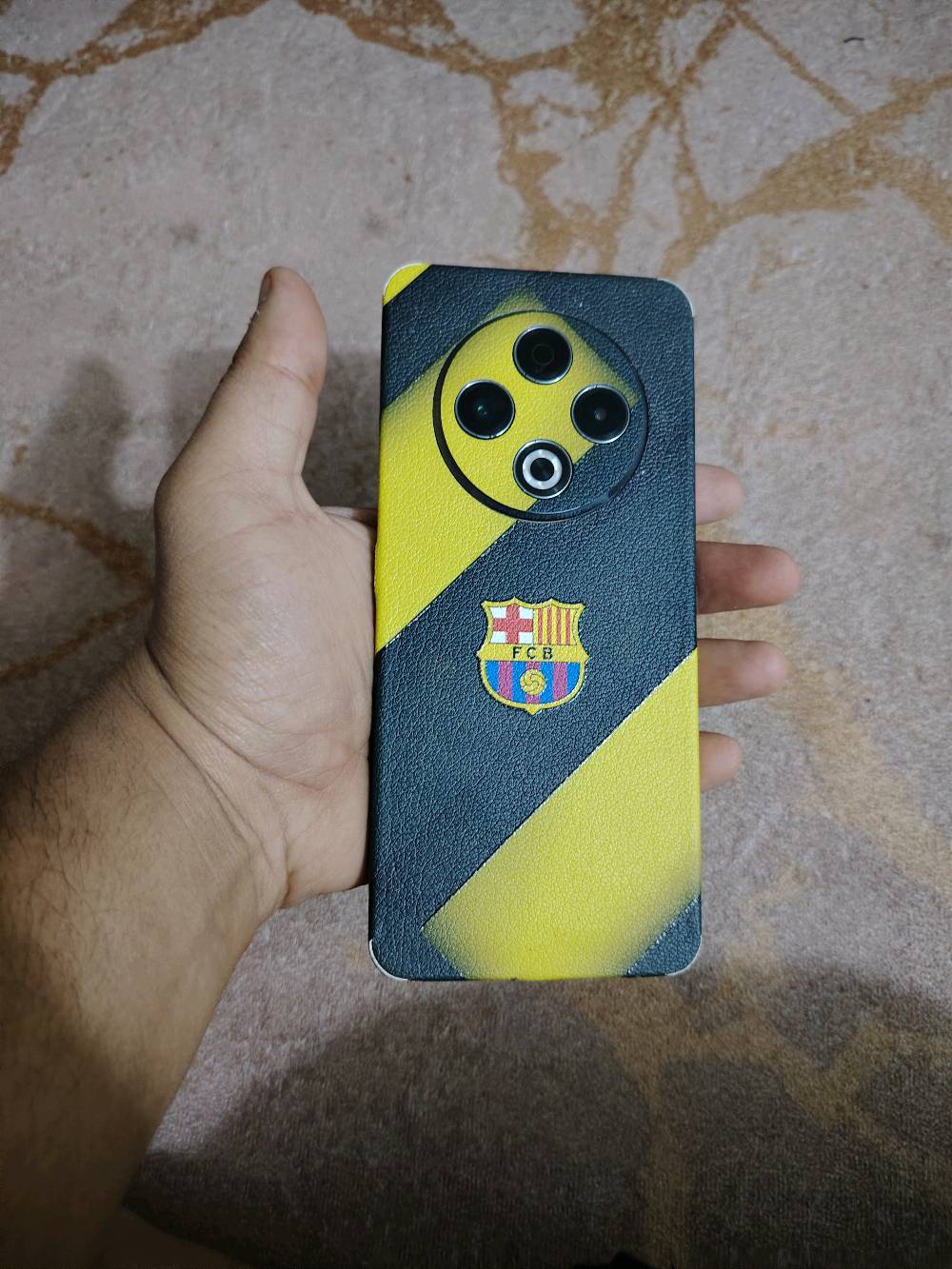 سلام عليكم 
هاتف : TECNO SPARK 30
ذاكرة 265
الجهاذ مكفول 
مكان بغداد الشعب بوب الشام 
للتواصل : ***********