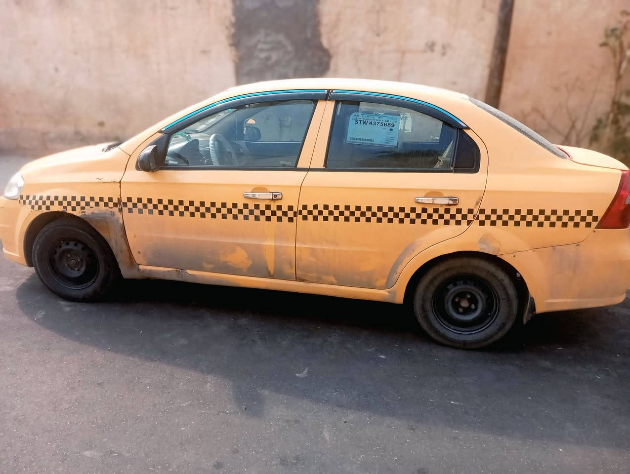 سلام عليكم سياره افيو البيع مديل 2009مكان سياره كربلاء سعر50وبيه مجال 
***********

***********
