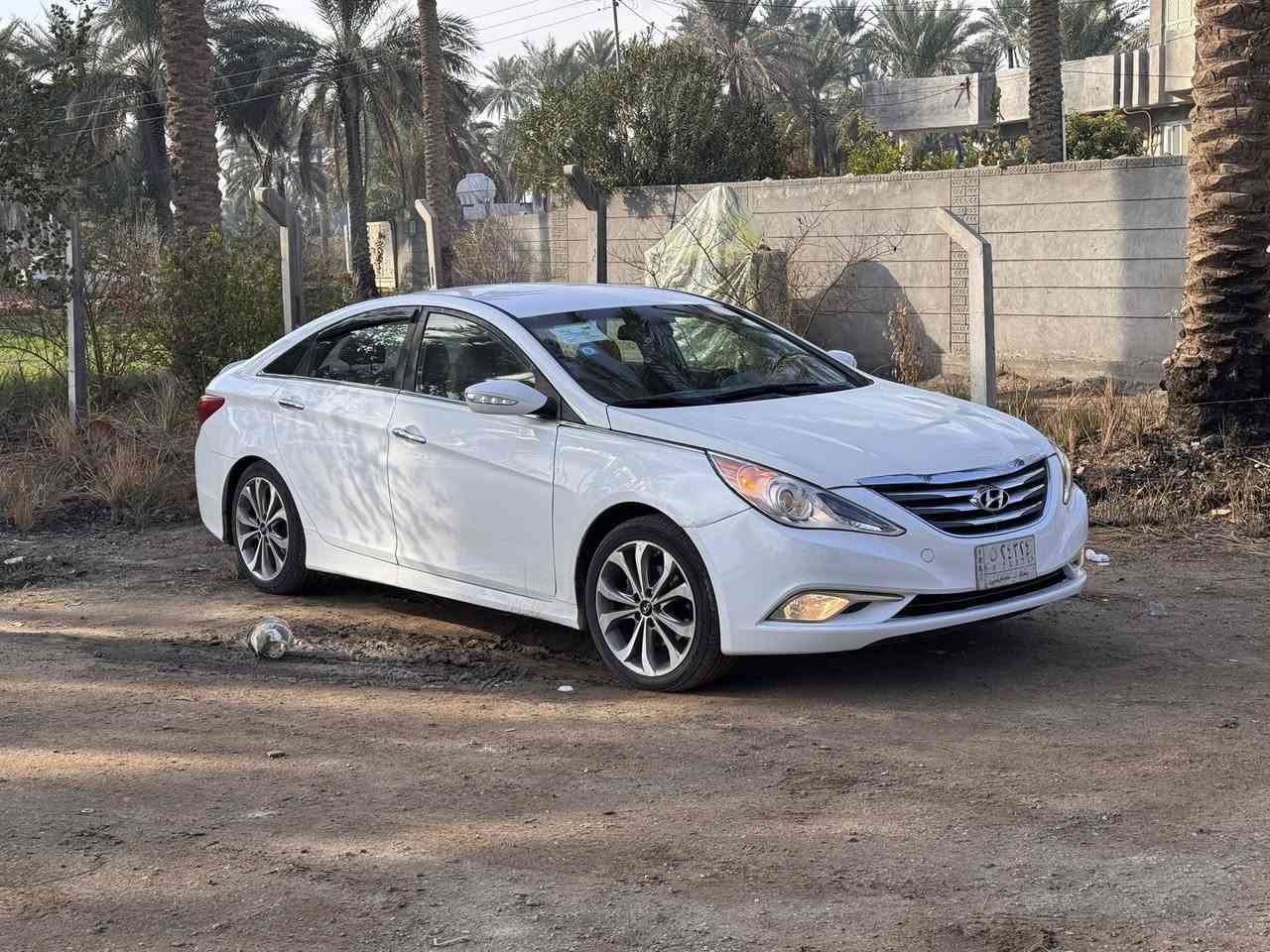 السلام عليكم ورحمة الله اقرة المنشور كامل وتصل سوناتا موديل14امريكي حادث بنيد وجاملغ امامي ونص باب بيها صبغ باقي السيارة مكفولة كلها ليبل واحد مكينة 2400رقم بغداد سنوية28مواصفات بصمه كامرا دوارة شفتات ستيرن كشن كهرباء 
سيارة جاهزة كل نقص مابيها مكان السيارة بابل مركز
السعر 102مجالها قليل جدا للشراي
‭0788 437 4595‬
