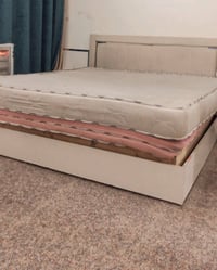 غرفه اخشاب • للبيع