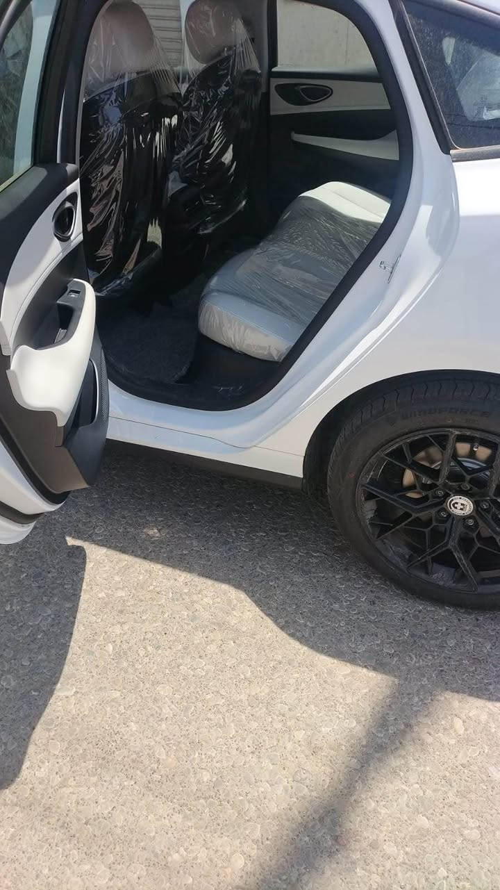 Byd 2025 رقم وجاهز سيارا هيج نيه 
دعامي لو دعامي به شرط 
سعرى ١٣٧ ومجال بسيط أربيل, العراق


**إذا كنت صاحب هذا الإعلان وتريد حذفه لأي سبب، رجاءا أرسل رسالة إلى الدعم الفني**