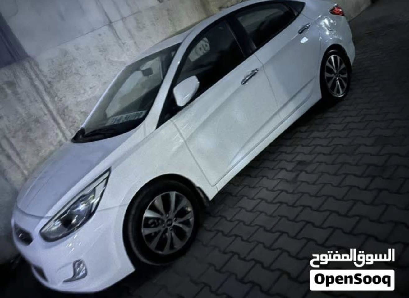 اكسنت 2016 ، خليجي محرك 1600
سيارة فتحة و شاشة 

صدر امامي و خلفي جديد

تدفئة تبريد كلش زين

السيارة مكفولة گير ومحرك

ماشية 80 الف

بيها بارد البابتين الامامية

وصبغ جاملغ امامي عكس السايق

بيها ملاحضات بسيطة تحتاج تكحيل
للاستفسار رقمي بي واتساب
***********

رايدها 123 وبيها مجال حگ الجية
