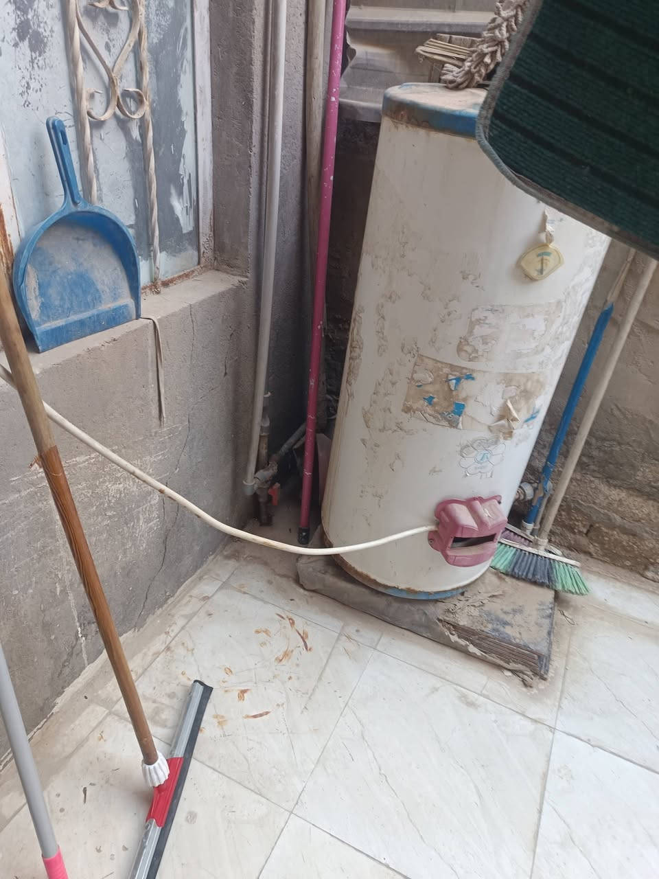 السلام عليكم عندي غراض للبيع مستعجله على بيعهم


**إذا كنت صاحب هذا الإعلان وتريد حذفه لأي سبب، رجاءا أرسل رسالة إلى الدعم الفني**