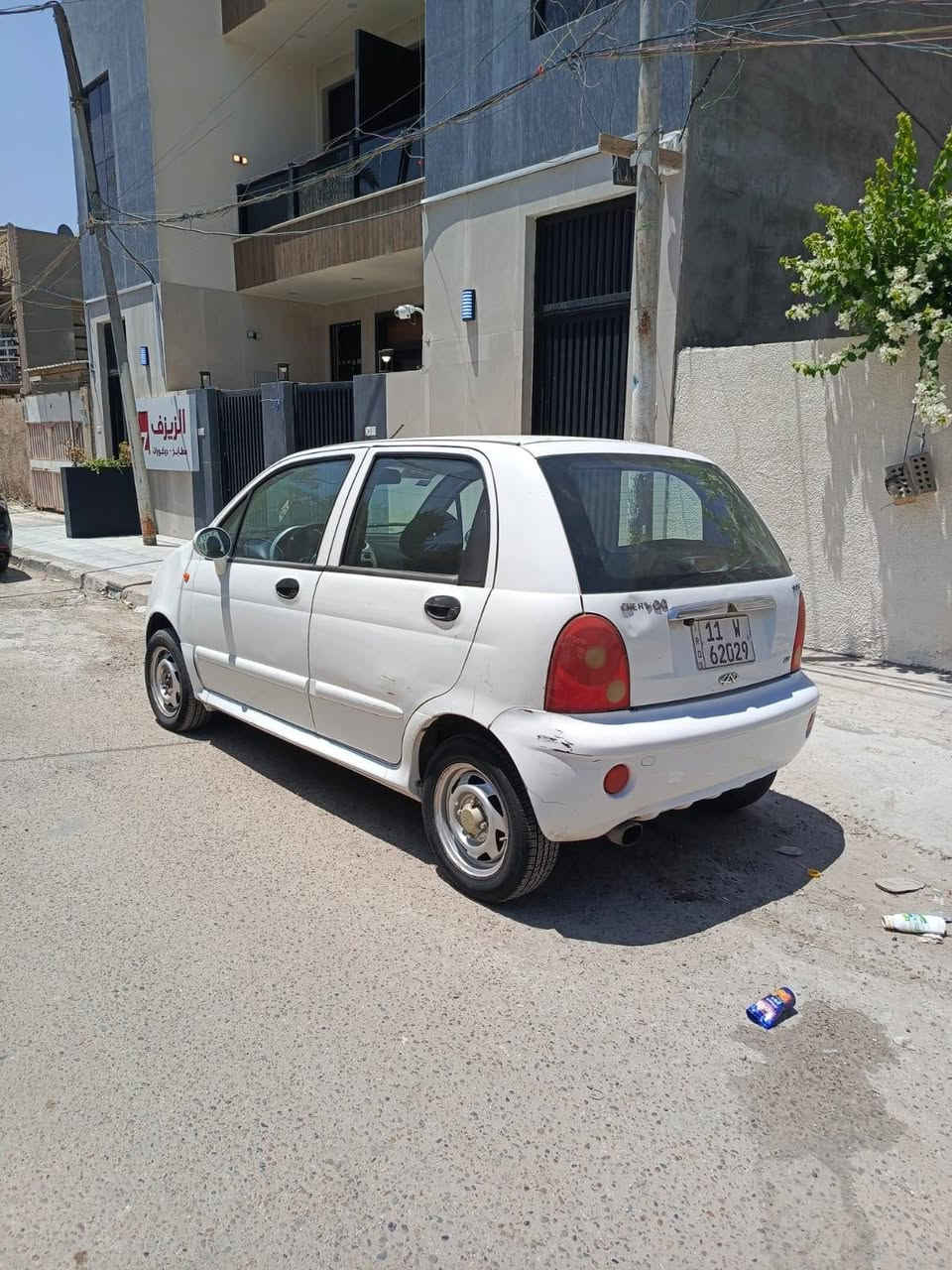 السلام عليكم كيوكيو موديل 2008 رقمها بغداد سياره بدون صبغ وبدون تبديل.كير ومحرك وتيريد كهربائيات مكفولات.سعرها 28 وبيها مجال عنوان بغداد وهذا رقم الهاتف *********** وهذا الرقم بي واتس اب

