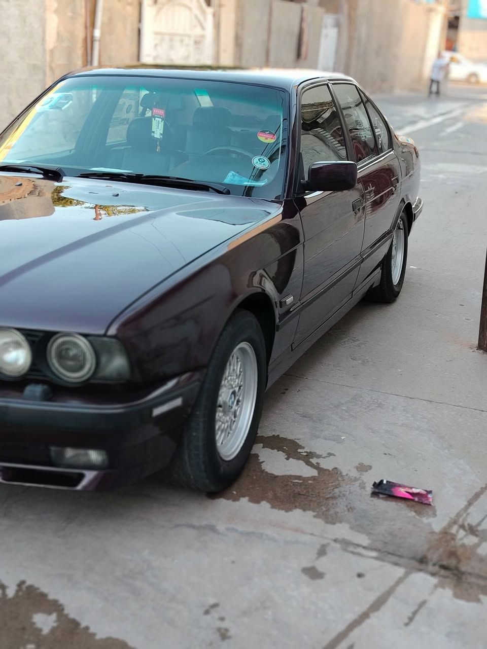 بيام 525 ابلادي موديل 95 رقم كركوك انكليزي دفتر بانزين بيه السياره بدون اي ضربه فقط صبق لجماليه السعر 88وبيه مجال حك الجيه مكان السياره كركوك رقم التلفون ***********
