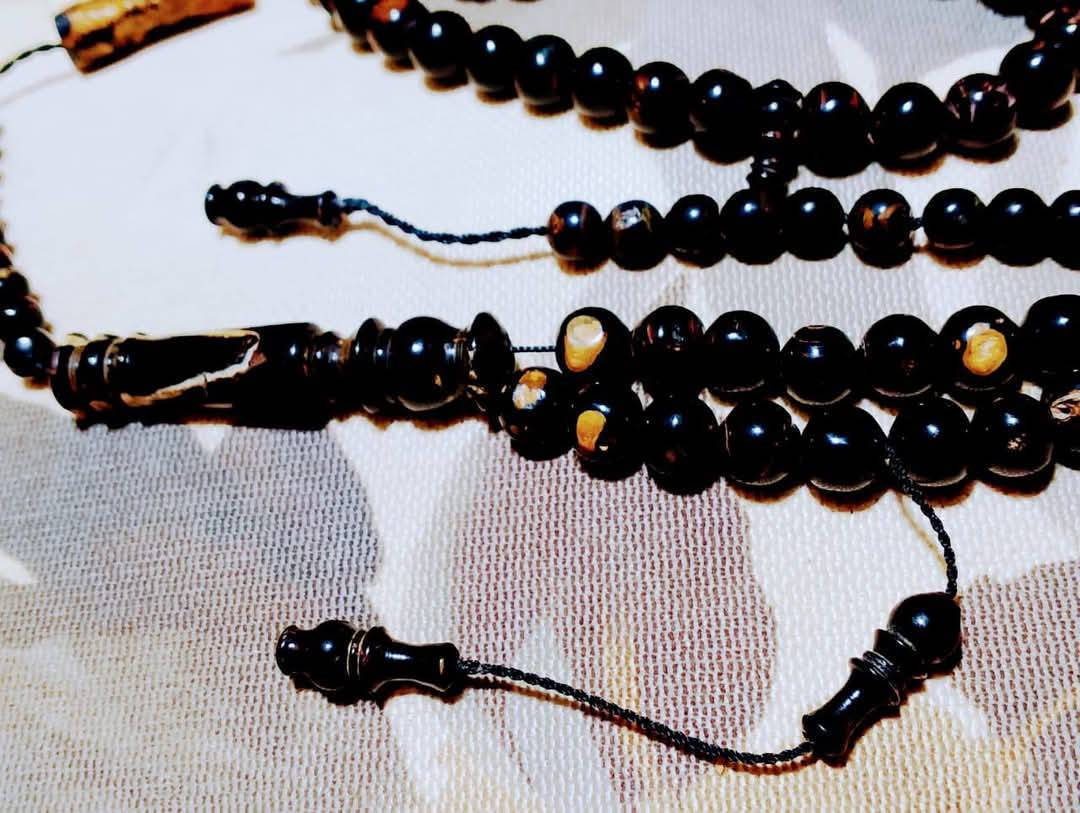 بسم الله والصلاه والسلام على رسول الله 💚 

سبحه يسر انيقه بتفاصيل مميزه ماشاء الله معرقه ومصدفه مقاس 9 ملى 100 حبه 2 عداد

السعر خاص او اترك تعليق 
شحن محلى ودولى 🌹


**إذا كنت صاحب هذا الإعلان وتريد حذفه لأي سبب، رجاءا أرسل رسالة إلى الدعم الفني**