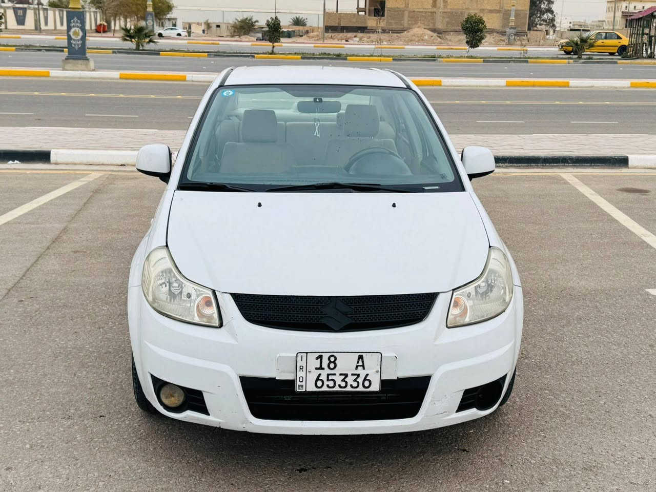 السلام عليكم للبيع سوزوكي موديل2014 السعر72 للاستفسار اكثر اتصل ***********
مكفولة من الضربة بيها شوي صبغ بل جاملغ وشوي بل بنيد باقي السيارة كفالة سيارة جديدة وجاهزة كير محرك حدادية تخم تاير تبريد تدفئة رقم بابل انكليزي سنوية جديدة سيارة مانقصها شي عنوان السيارة كربلاء المقدسة
