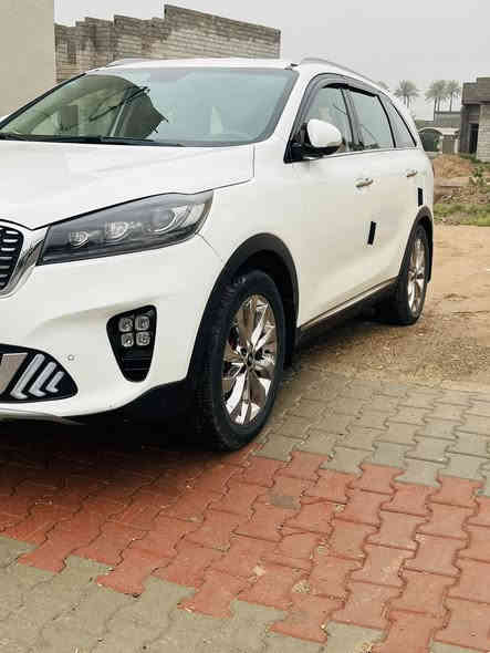 كيا سورنتو موديل ٢٠٢٠ كفاله عامه السونار كدامك شوف واذا يعجبك اتصل اوتدلل ماشيه ٧٧الف حقيقي بغداد انكليزي مكان السياره صلاح الدين / الضلوعيه السعر ٢٦٠ اوبيه مجال للشراي ***********////***********
