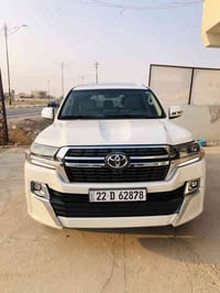 لاندكروزر • ٢٠٢١ • ١٠٠ الف كم