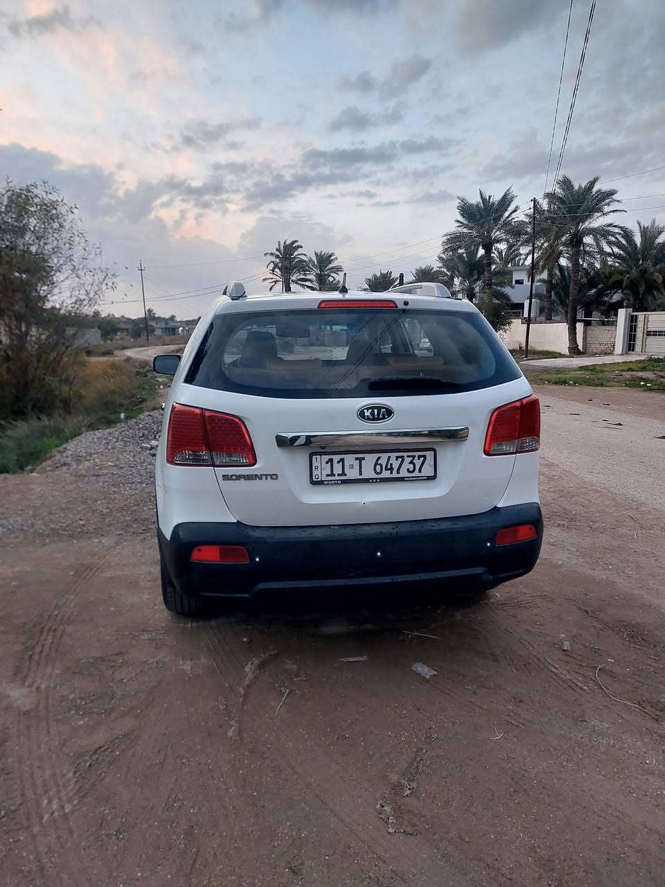 السلام عليكم سورنتو خليجي موديل 2011مكفوله بدون صبغ حته الدعاميات بدون صبغ
رقم بغداد هزه رقم جديد 
سونار مرفق مع الصور
7 راكب 

محرك كير بلادي 2400 دوش بدون فتح بلادي

سعره المطلوب 135 سعر مناسب اي نقص مابيه

***********وات ساب موجود 

ديالى بعقوبه
