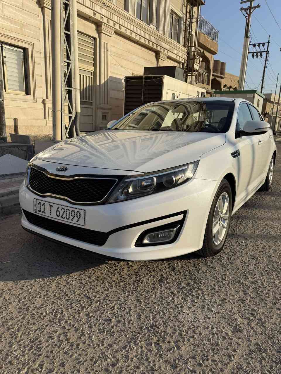 سلام عليكم للبيع كيه اوبتيمه 2016 شركه  العامه الدوليه المالك الثاني انه استلام على ادينه مكفوله كفاله عامه من البارد وشخوط وضربه ماشيه 83 اصل جاهزه من كلشي مكينه وكير وحداديه كتلوكات وكاله عدة الشركه اسبير مانازل سنويه باسمي رقم دولي 2031 مكان السياره ناصريه السعر خاص ورجاءاً المو شراي لايتصل ***********
