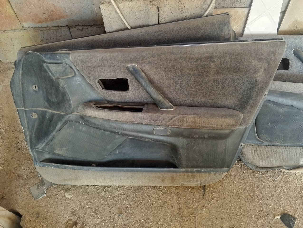 السلام عليكم بطاين تخم مال راس اثور مستخدم نضاف العنوان البصره الزبير الشراي يتصل اوي يراسل السعر مناسب الي يدور رخيص ***********
