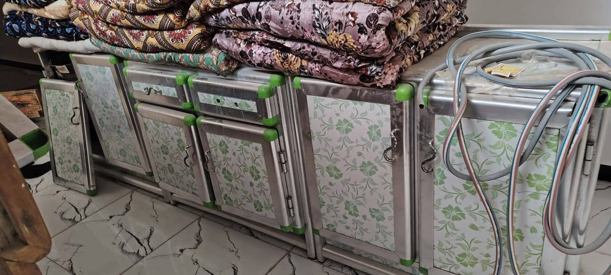 غرفه البيع 600 وبيه مجال تسكام نضيفه ومستخدمه قليل مع كونتر تسكام ب 200 وبيه مجال


**إذا كنت صاحب هذا الإعلان وتريد حذفه لأي سبب، رجاءا أرسل رسالة إلى الدعم الفني**