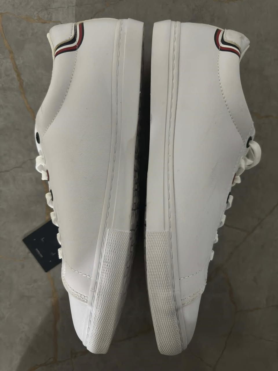 Tommy hilfiger
وكالة اصلي. قياس ٤٢
سعر ٥٠ الف


**إذا كنت صاحب هذا الإعلان وتريد حذفه لأي سبب، رجاءا أرسل رسالة إلى الدعم الفني**