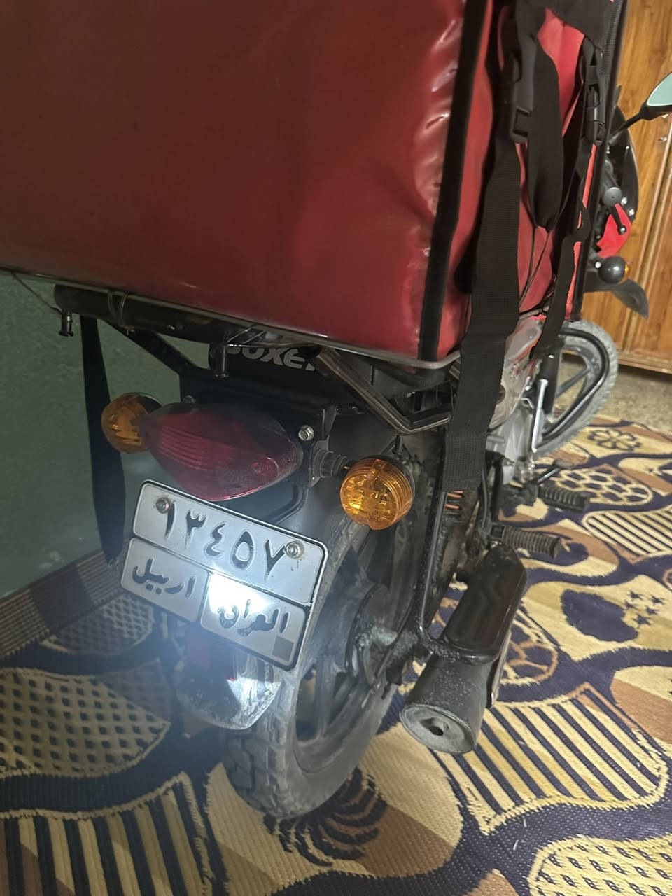 السلام عليكم بوكسر 24 نزلت بل 25 ماشيه 11الف جديده ما مشتغل بيها هواي رقم وسنويه بأسمي تجي وشوف بعينك مكاني بغداد الشعله السعر 3 الرقم ***********وتساب
