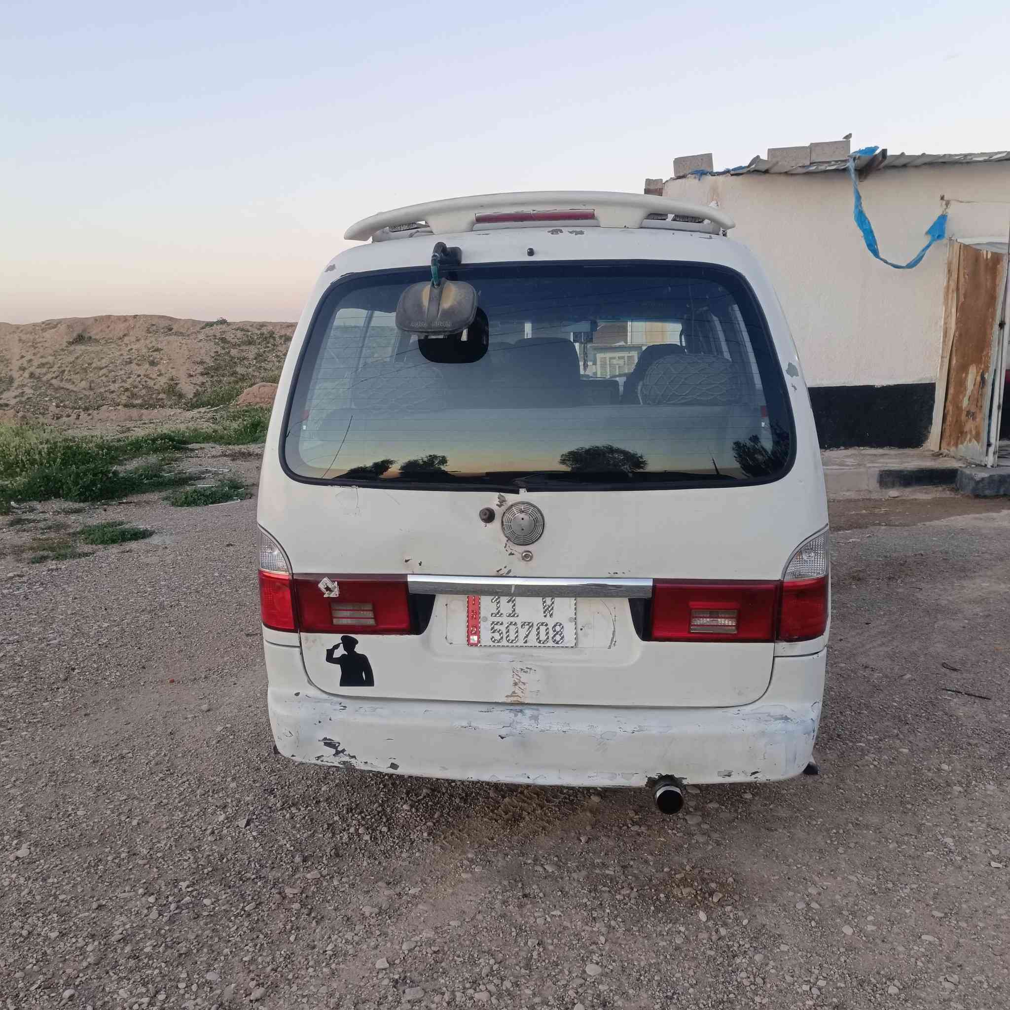 للبيع او مراوس كيه ابريجو موديل ٢٠٠١ رقم جديد كفاله عامه رقم صاحب سياره ***********
