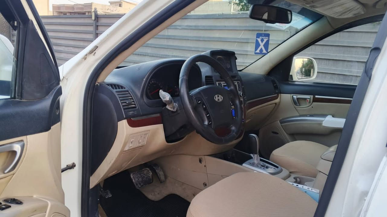 السلام عليكم سنتافي موديل 10 سياره جاهزه//جاز جاز//سياره حلوه وجاهزه ف ما ابي اي نقصك محرك كهربائيات حداديه جاهزه ساعه حلوه بقصه جنطه/ادوات ادوات ادوات/السعر 50 ورقه وبيها مجال العنوان بغداد رقم الهاتف ***********
