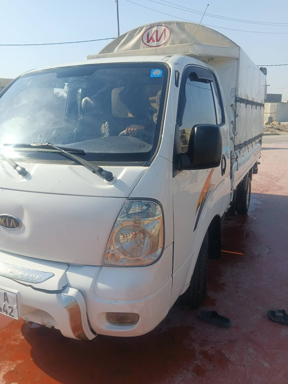 سلام عليكم كيا للبيع سيارة خير من الله مكينه وكيروشاصي مكفول رقم بقداد سياره بسمي المكان بقداد مدينة الصدر ***********
