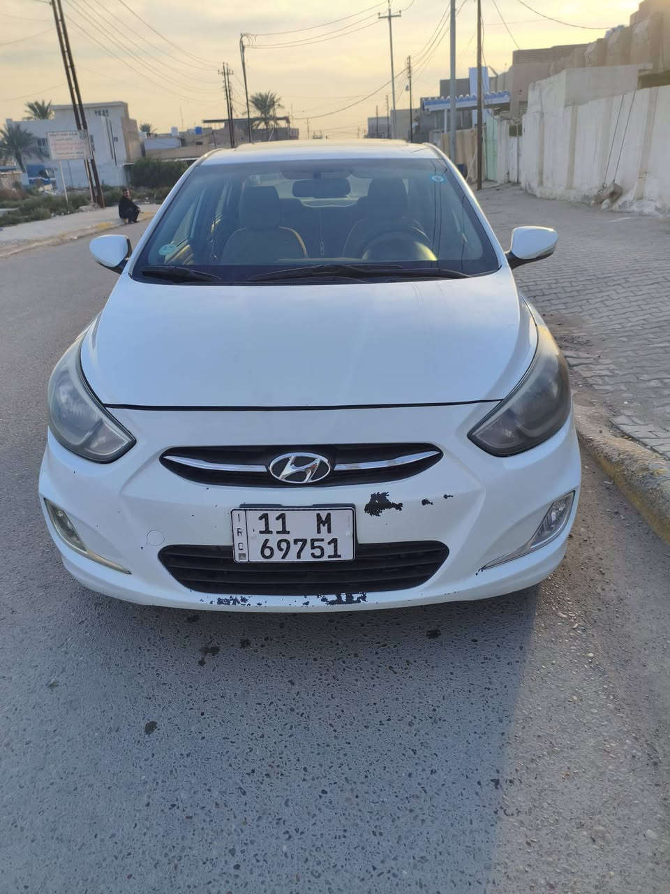 اكسنت موديل ٢٠١٦
مكينه ١٦٠٠ 
صبغ دعاميه اماميه والدوسات الي جوه الباب فقط 
گير مكينه مكفول 
تدفئة تبريد شغال وبحالة جيدة
فتحة سقف وأشارة بالمرايه
السعر ١١٦ ورقة 
للأستفسار 
***********
