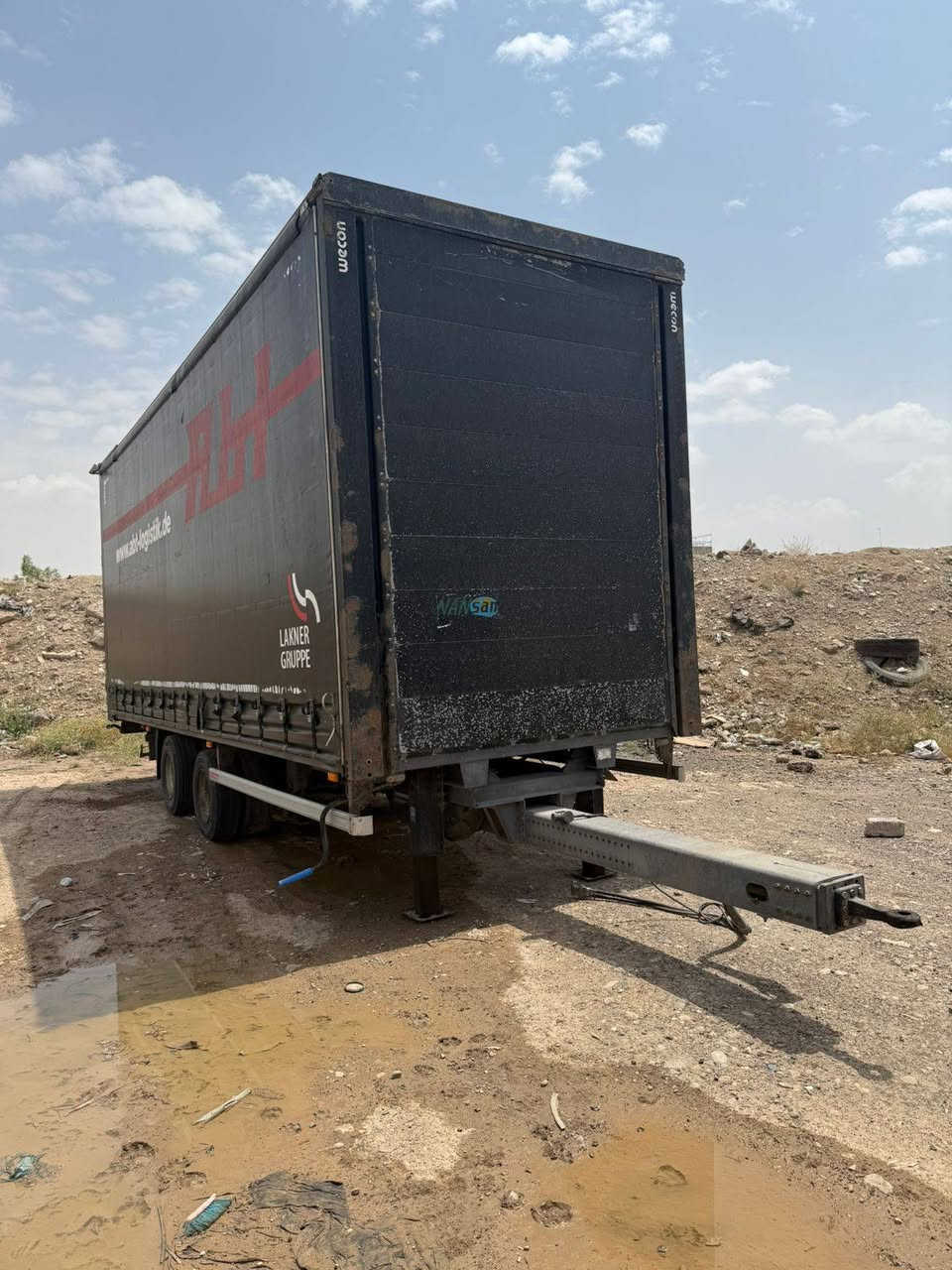 السلام عليكم
عربانة للبيع منفيس،موديل 2013
نظيفة تخم تاير جديد جواه
شاصي مكفول 
طوله 8
الارتفاع 3 متر
العنوان اربيل
للتواصل و الاستفسار التواصل عبر الرقم ادناه
 زين***********
اسيا سيل ***********
