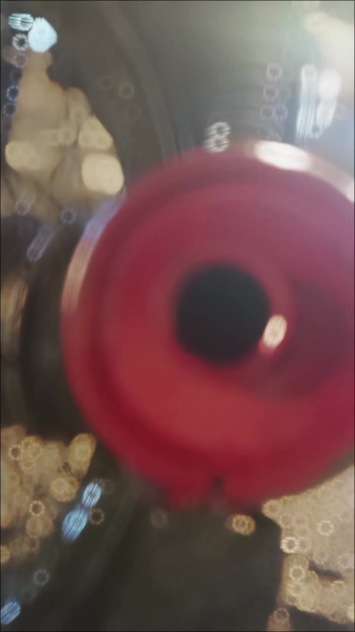 سلام عليكم دراجه ايراني مكينه نامه و شاصي نامه مدينه مامفتوحة كفاله سعره450وبيه مجال قليل مكاني البصرة الحيانيه
***********
