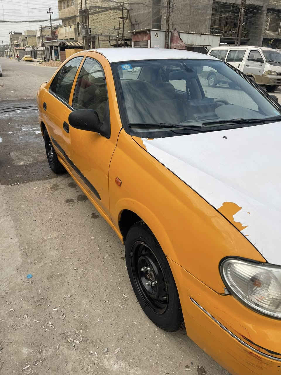 السلام عليكم نيسان سني ٢٠٠٦ كير اوتماتيك مكينة قبق ابيض مكفولات منظومة تبريد جديده بيها ضربه بالجنطه السعر ٧٥ مكاني بغداد 
الاتصال ***********
