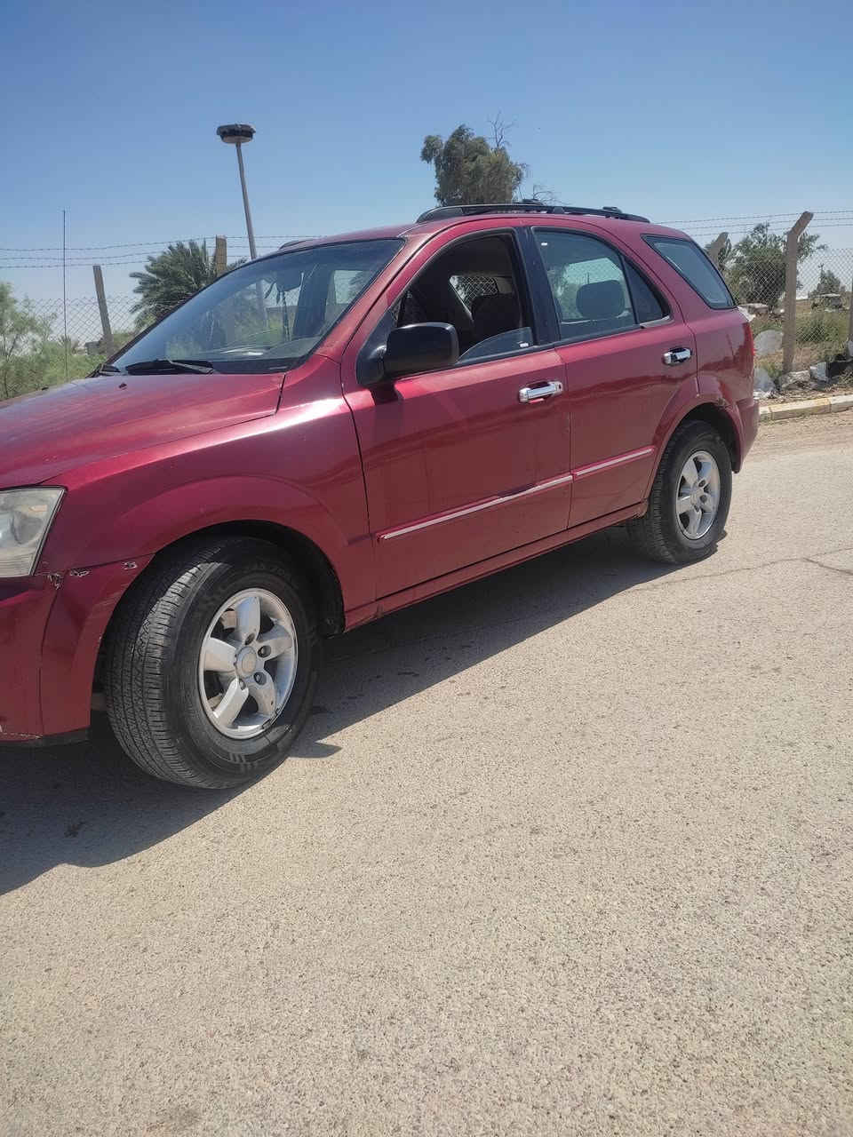 سلام عليكم 
للبيع فقط 
سيارة كيا سورنتو 2006 وارد امريكي حادث البدنه الوره الدعاميه وبيها قطع صبغ ابيع حزام محرك وكير خير من الله 6 سلندر 3500 تبريد عاطل تخم تاير جديد رقم بغداد بسمي السعر 80 وبيها مجال العنوان واسط قضاء النعمانيه الاستفسار الاتصال على الرقم
‏‪0780 874 3763‬‏
