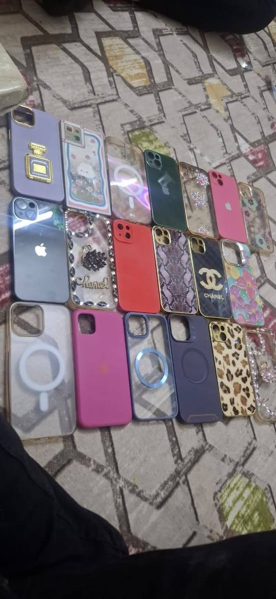 سلام عليكم كفرات كلش جديد كل اصلي مال ايفون ١٣ عادي و١٣برو ماكس كل شلع قفله ١٠الف ***********
