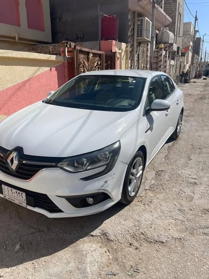 سيارة رينو ميكان موديل 20 خليجي مكفوله كفاله عامه باقي 4 شهر واصير حرة محرك وكير ياباني نيسان سيارة جديدة السعر ب 105 وبيه مجال العنوان الديوانية المركز الاستفسار الاتصال على الرقم ***********
