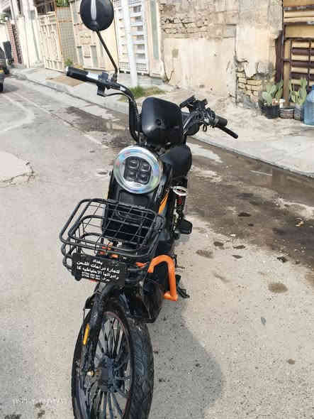 دراجة شحن مستعمله 6 بطارياة سرعه 80 حقيقي حجم كبير اضويه ونشرات شغاله دراجة نضيفه سعر 350 وبيها مجال للشراي العلوان بياع حي الشهداء للتواصل واتساب ***********
