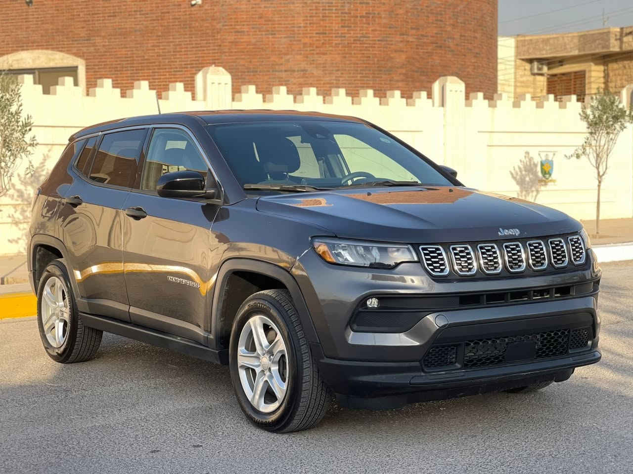 🚗 جيب كومباس 2023 سبورت
بدون صبغ وبدون تبديل

الموديل: 2023

المحرك: 2.0 توربو  4 سلندر بقوة 200 HP

ايرباك سليم ✅ 

العداد: 45000 

بصمة
4×4 

انظمة قيادة 
هاندبريك بصمة
لايتات LED
ويل كب
رادار 360 ْ امامي + رادار جانبي ونظام المحافظة على المسار
شاشة كليرة  10.1 انج تدعم Apple CarPlay و Android Aut
كاميرا خلفية 
نظام تثبيت السرعة التكيفي + تحذير النقطة العمياء

السعر 159
انارة LED نهارية مرايات كهربائية
‏*********** WhatsApp
‏*********** WhatsApp
‏*********** WhatsApp
📍 العنوان أربيل عنكاوا - قرب عنكاوا مول

#جيب_كومباس #سيارات_للبيع #جيب_نظيف #جيب_سبورت #سوق_السيارات #سيارات_العراق #بيع_سيارت
