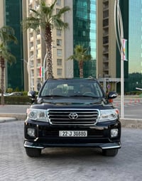 لاندكروز GX-R  ساز  موديل :2014   ماشية : 170000 KM المواصفات  فتحة  ب...