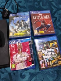 بلي 4 سلم 500 كيكا وياه 5 اقراص ويده اصليه نضيف استعمال شهر سعر 250 وب...