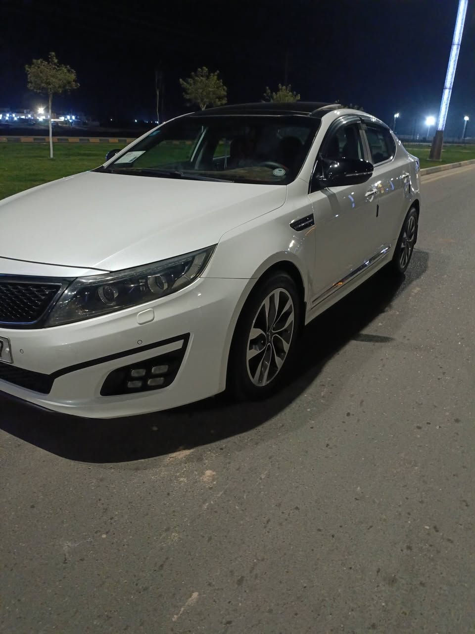 سلام عليكم 
اوبتما 2015 خليجي Vip مكفوله 
رقم بغداد الدولي 
ماشيه 84 حقيقي 
مكينه 2400 دوش بلاديه مامفتوحه 
كير بلادي 
تخم تاير جديد صدر جديد 
سياره فول مواصفات 
بصمه شاشه كامره تحكم ستيرن اشاير بلمري مري شفط كشانه كهرباء وجلد لد امامي خلفي حساسات أمامية وخلفية 
زراك لايت
سايد بريك بصمه
سعر 165
***********
***********
مكان الانبار الكرمه 
سونار وي صور
