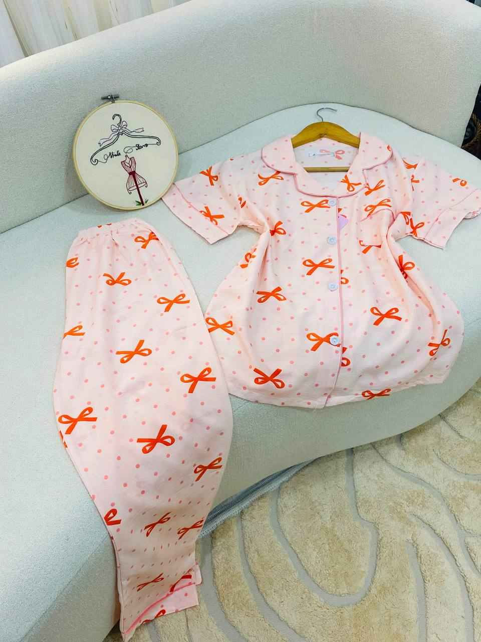 وصل بجامة كريشة
قياسات L/xL/xxL/3xL
سعر الدرزن ب 75,000

Tl بغداد, العراق


**إذا كنت صاحب هذا الإعلان وتريد حذفه لأي سبب، رجاءا أرسل رسالة إلى الدعم الفني**