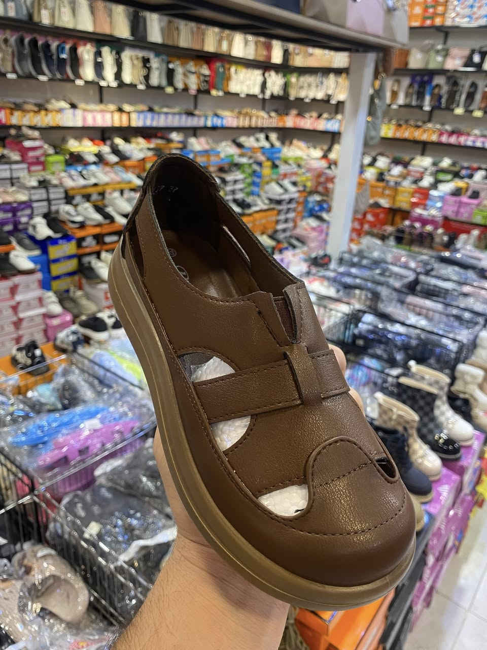 جديد بضاعة العيد 
صندل نسائي صيفي 
اسفل طبي درجة اولى 💯💯
ثلاث الوان موديل جميل 
قياسات ٤١/٤٠/٣٩/٣٨/٣٧

⭕ العنوان موصل حي المهندسين مول قوارير
      الطابق الثاني 

⭕يوجد توصيل داخل الموصل 

⭕هاتف ***********

⭕هاتف ***********
