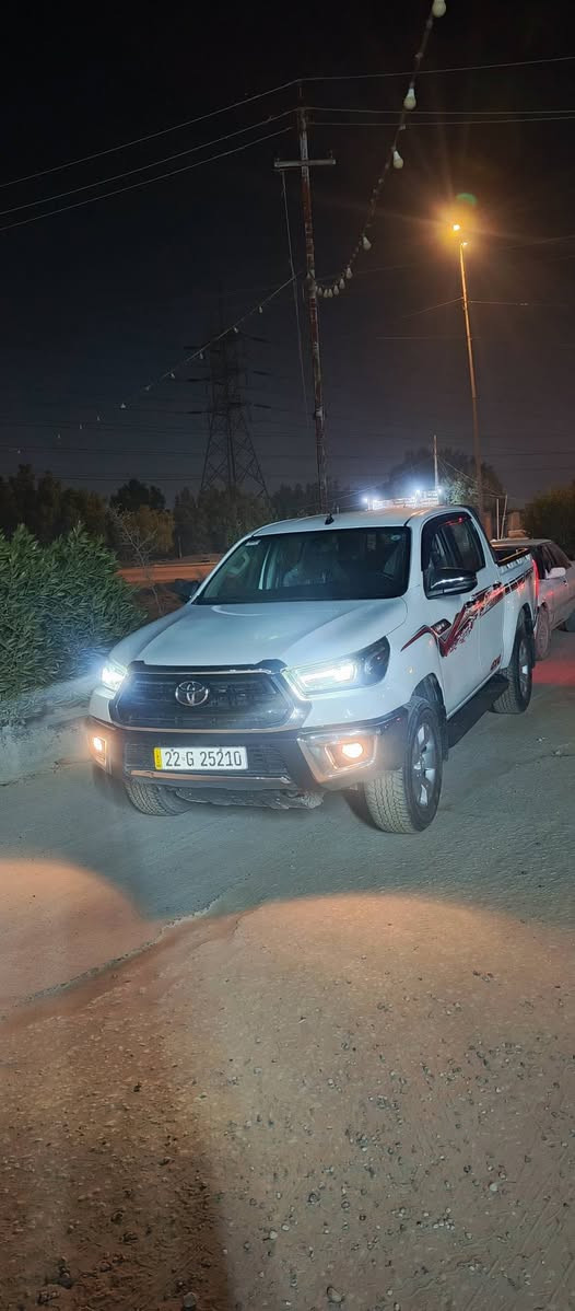 هايلوكس موديل 24 رقم اربيل دولي
بيع ومراوس فول مواصفات ساز كير عادي كير اومحرك شرط تبريد ثلج حداديه شركه تخم تاير جديد سياره جديده 
عله وظع شركه مكفوله كفاله مكان سياره نجف بيع ومراوس
تراهم سعر 298 وبيه مجال ***********
