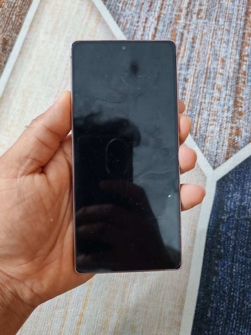 نوت 20 العادي ذاكرة 128 رام 8  أمريكي خط واحد
جهاز عربي بس الضبط نكليزي  بي شخط. بلاكلاس  فقط
مكان مدينه الصدر ماكو توصل قفل 160


**إذا كنت صاحب هذا الإعلان وتريد حذفه لأي سبب، رجاءا أرسل رسالة إلى الدعم الفني**