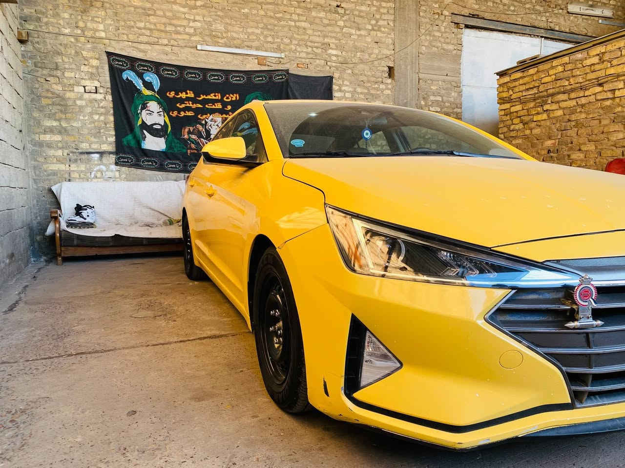 السلام عليكم النتره ٢٠٢٠ للبيع حادثها مثل ما موضح بالصور جاهزه من كلشي ما متواجد ع الفيس مكلف بالنشر السعر ١٤٠ للاتصال *********** متوفر واتساب
