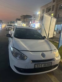 للبيع رينو فلونس موديل ٢٠١٣  سيارة نظيفه وعلى ايدي من صيانه وكلشي  ماب...