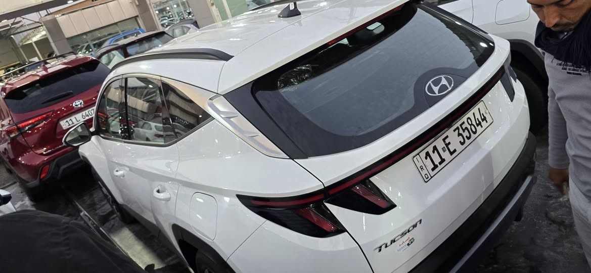 توسان موديل ٢٢ وارد خليجي  كفاله عامه السياره قطره صبغ مابيها
مواصفات
بصمه
تشغيل عن بعد 
تبريد قطعتين
رادار
نقطه عمياء أوتو ستوب
تحكم ستيرن 
تبريد قطعتين
شاحن واير ليس
تحديد مسار
أوتو ستوب
توقف ذاتي
هندبريك بصمه
فور ويل
سستم سماعات
اريل نفكيشن
لد نهاري
سبير منازل 
سياره جديده ماشيه ٢٩ الف  مكفوله كفاله عامه
سعر مناسب جدا جدا 
واتساب +إتصال 
***********
مكان سياره بغداد
