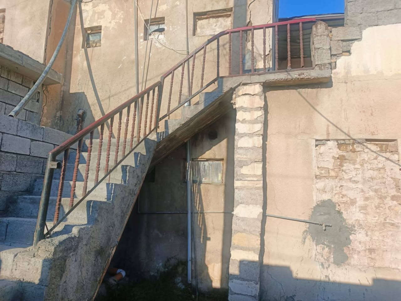 بيت للبيع في الفيلق يم فلكه كاوة سعر 11 وبي مجال مساحته 140 التواصل واتساب +964 778 173 3706


**إذا كنت صاحب هذا الإعلان وتريد حذفه لأي سبب، رجاءا أرسل رسالة إلى الدعم الفني**