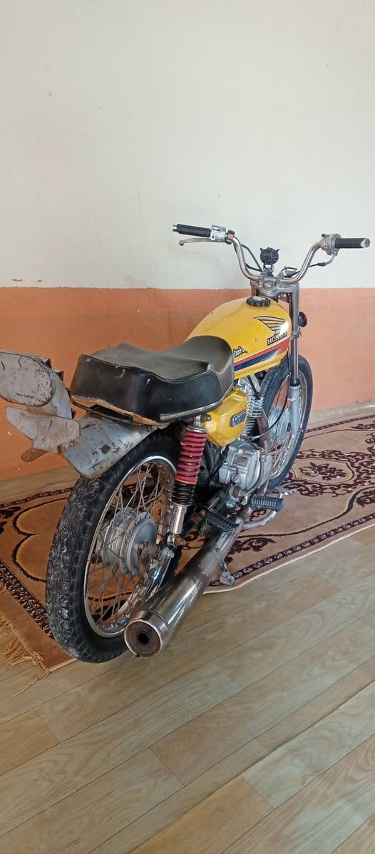 سلام عليكم
دراجه نامة اصلي وكيل موديل 21 مكفولة كفالة عامة

العنوان ديوانية قضاء الشامية

شراي تعال خاص


**إذا كنت صاحب هذا الإعلان وتريد حذفه لأي سبب، رجاءا أرسل رسالة إلى الدعم الفني**