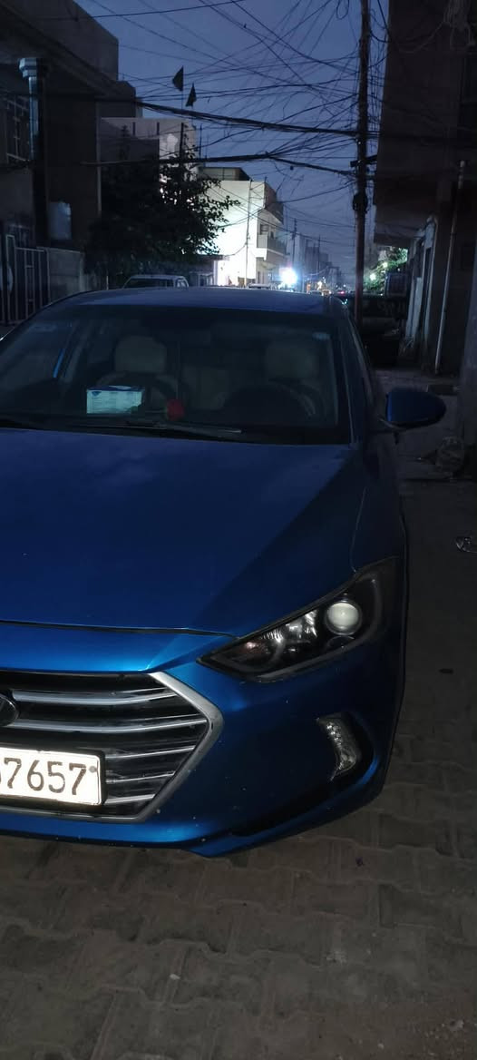 اسلام عليكم سياره الانتره 2017 بيها 4 قطع رقم شمالي جديد سعر 115عنوان بغداد رقم الهاتف ***********
