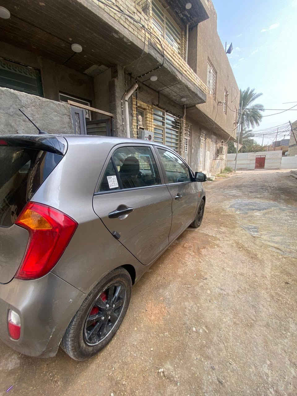 بيكانتو 2015خليجي حادثه جاملغ ونص الباب فقط صبغ مكينه 4سلندر رقم كربله بسمي السعر  75وبيها مجال رقم المبايل ***********
