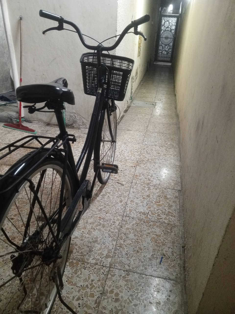 بايسكل للبيع م    🚲
البايسكل لون مميز جداً  وقطعة نادرة    ✔️
البايسكل صنع في اليابان✅
وزن خفيف جداً 💯
الحجم.  26فريم عالي   👌
البايك مختم بكل مكان كلة ختم واحد ♣️
البريكات جدد    
التايرات تايرات جدد    
البايك كلش ناعم وسريع بلمشي ونريح بلسياقة 
البايك نضيف جداً كما موضح بلصورة 
البايسكل بلحقيقة احلة من الصور.📸
السعر80 الف وبي مجال  💬
التواصل *********** واتساب 📱☎️
العنوان: بغداد

