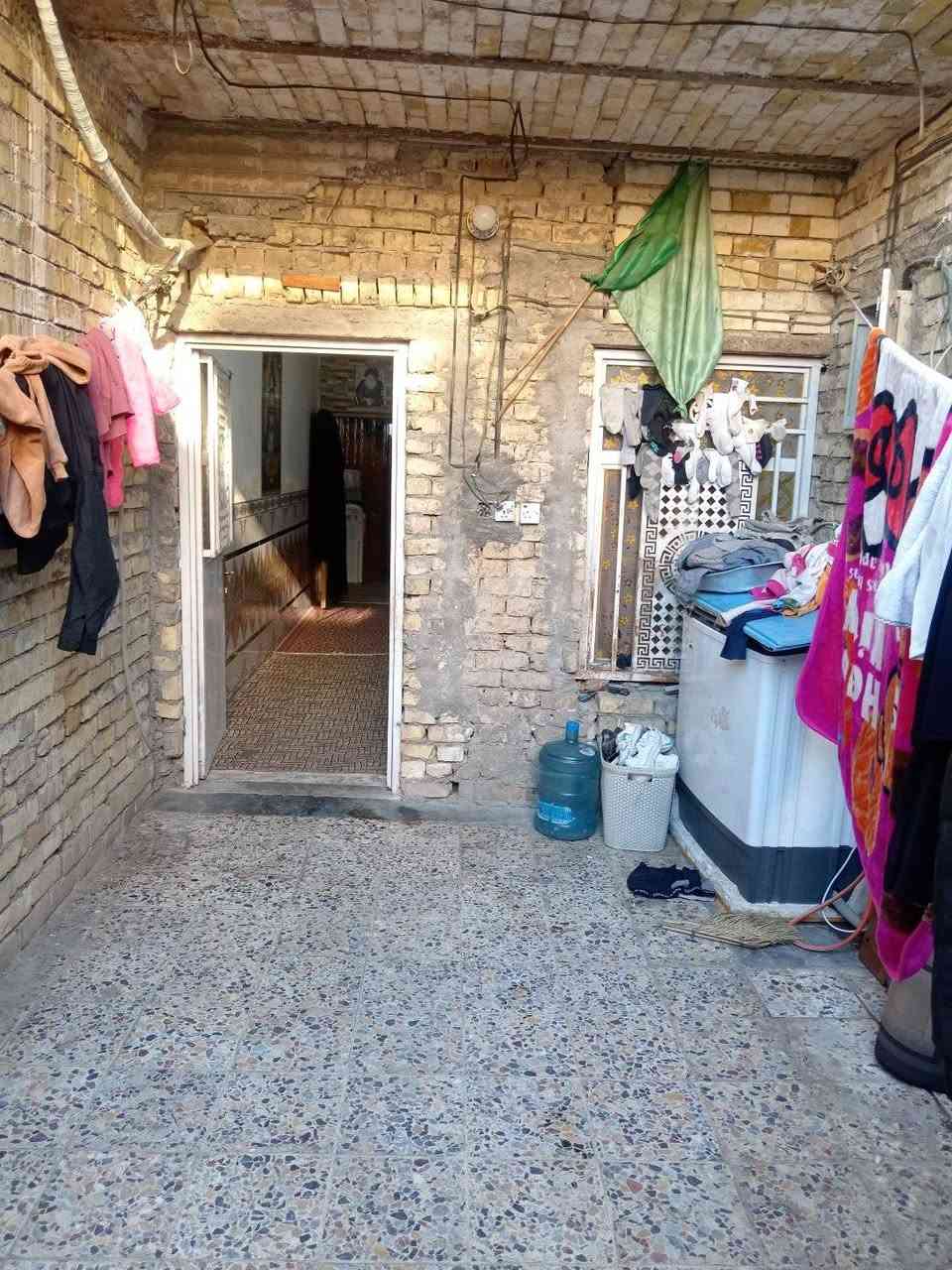 مشتمل للبيع طابقين ترميم حديث المساحة 65متر الواجهة 3وربع والنزال 20 بالشعب بنفس الشارع المقابيل حي اور ثالث فرع عن لحوم ابو سجاد السعر ب140وبي مجال للتواصل ***********
